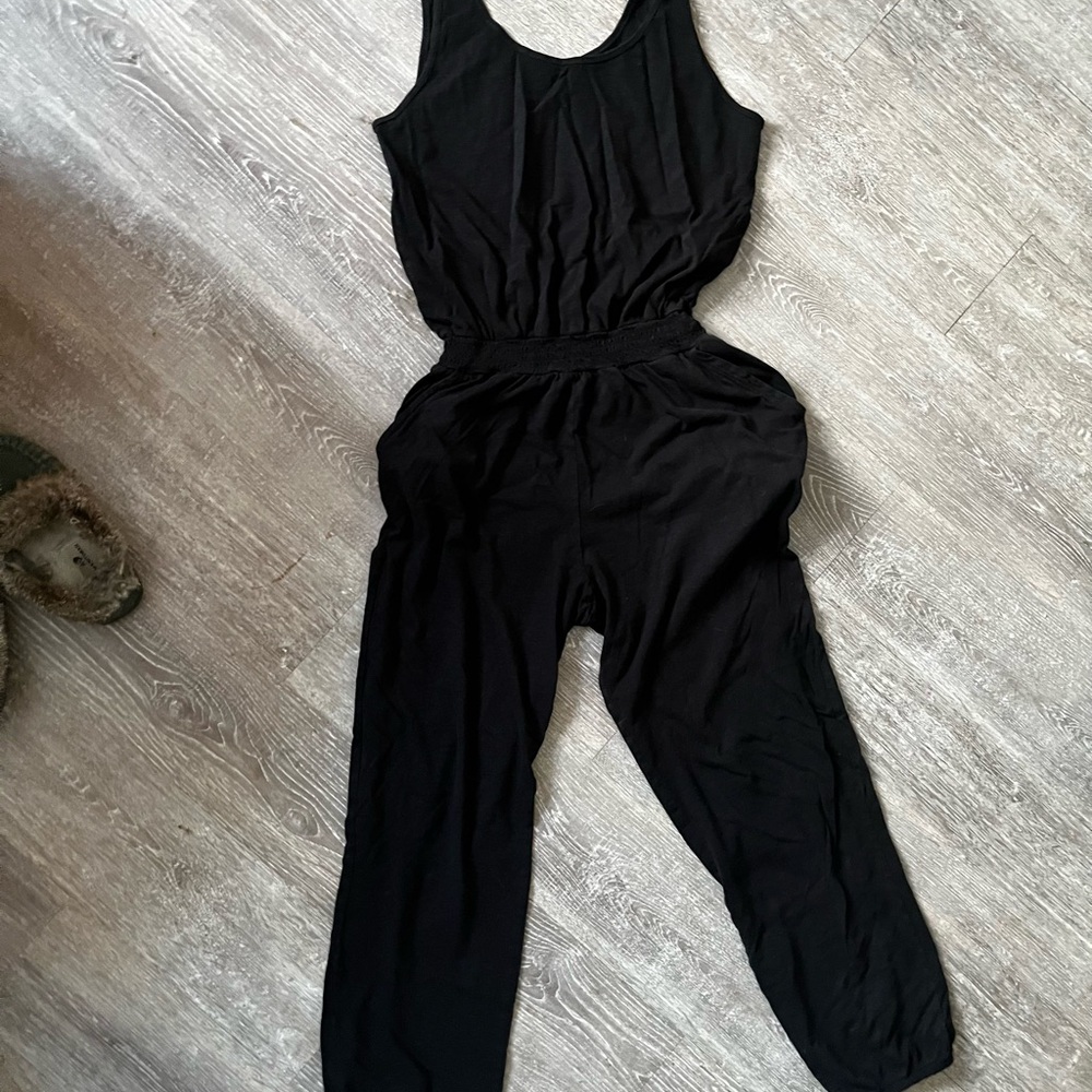 Aerie Black Sleeveless Jumpsuit